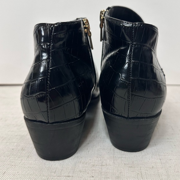 AEROSOLES Black Ankle Booties with Sleek Design - Picture 7 of 11